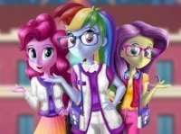 Campus Style Quest: Dress-Up Adventure